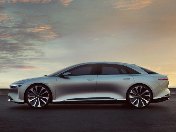 Image 2 : Lucid Motors Air : une concurrente de plus pour la Tesla Model S
