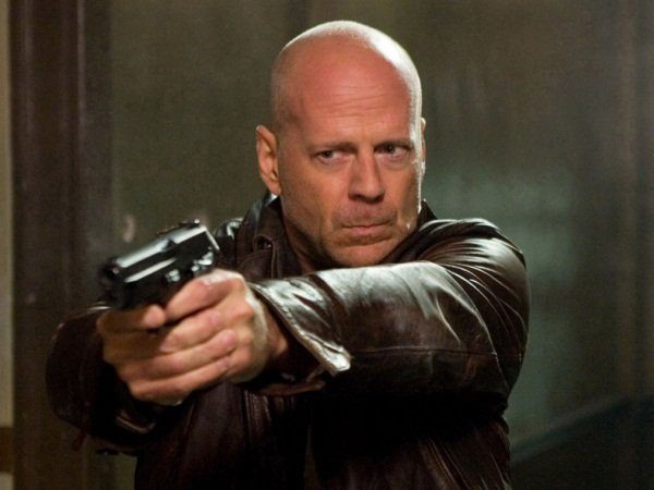 Image 1 : Tous ces gens qui ont voulu tuer Bruce Willis au cinéma