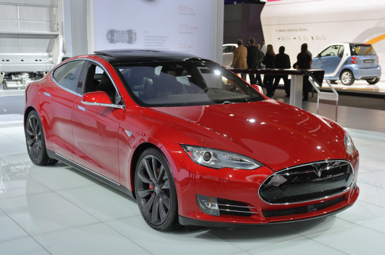 Image 1 : Tesla a (presque) manqué ses objectifs de ventes en 2016