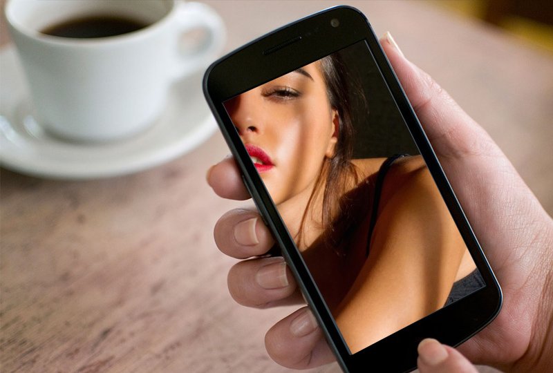 Image à la une de Une fausse appli Pornhub bloque les smartphones Android