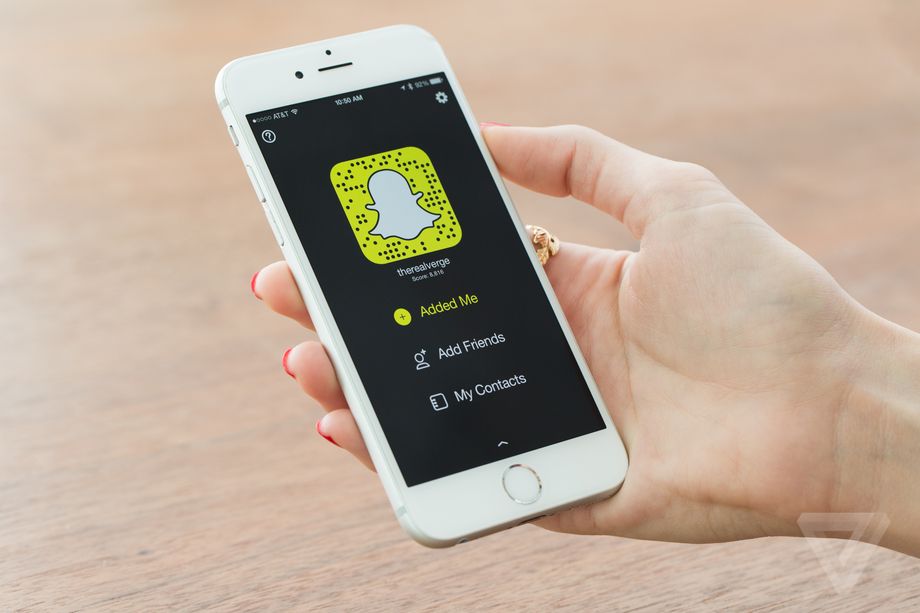 Image à la une de Snapchat introduit les QR codes pour les sites internet