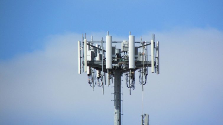 Image 1 : Bouygues et SFR vont réaffecter certaines fréquences 3G vers la 4G