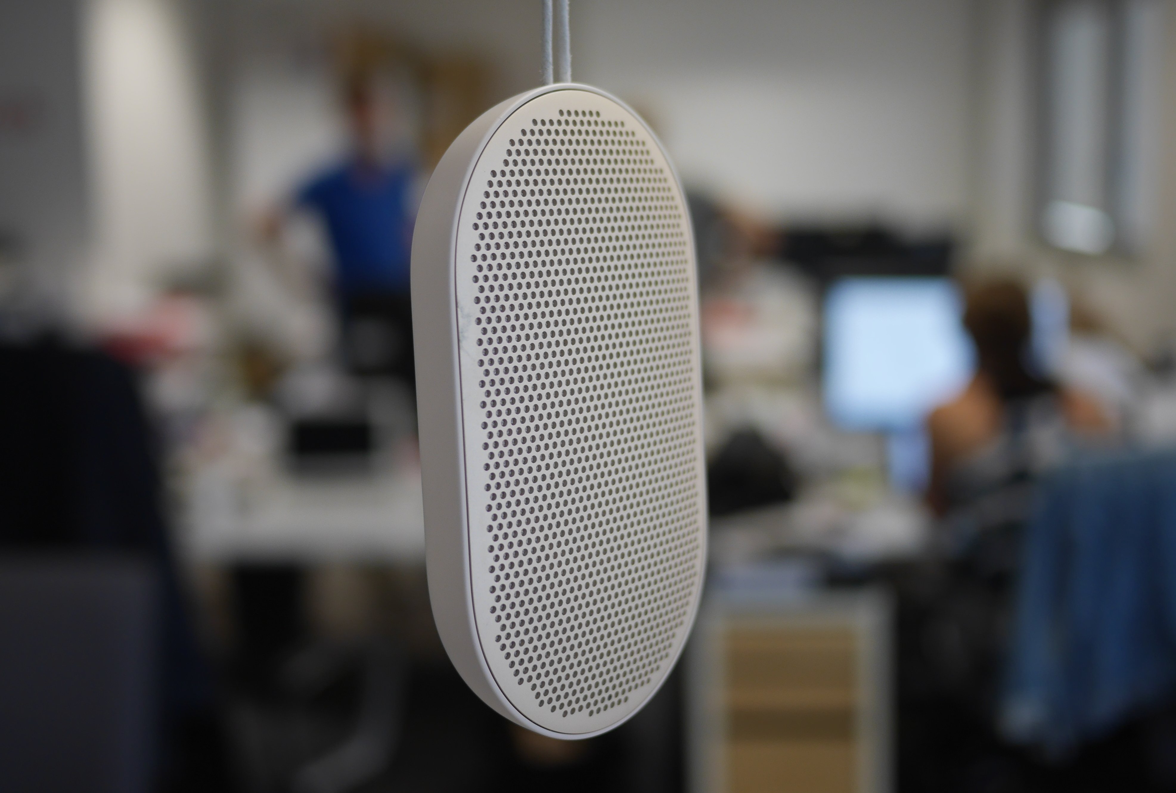 Image à la une de [Test] BeoPlay P2 : faut il craquer pour l'enceinte Bluetooth de Bang & Olufsen ?