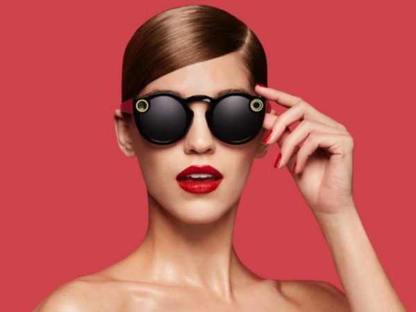 Image 1 : De la réalité augmenté pour les prochaines lunettes Snapchat ?