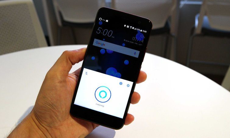 Image 2 : HTC U11 : Alexa débarque enfin sur les smartphones