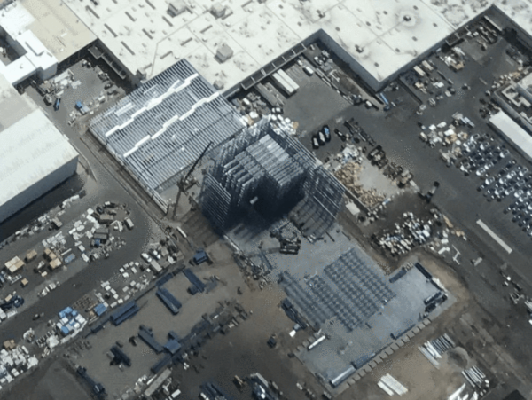 Image 2 : Un entrepôt de stockage robotisé : l'autre projet d'Elon Musk pour Tesla