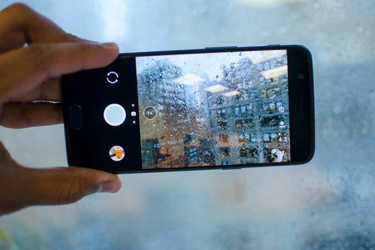 Image 1 : Le OnePlus 5 profite enfin d'un stabilisateur vidéo 4K