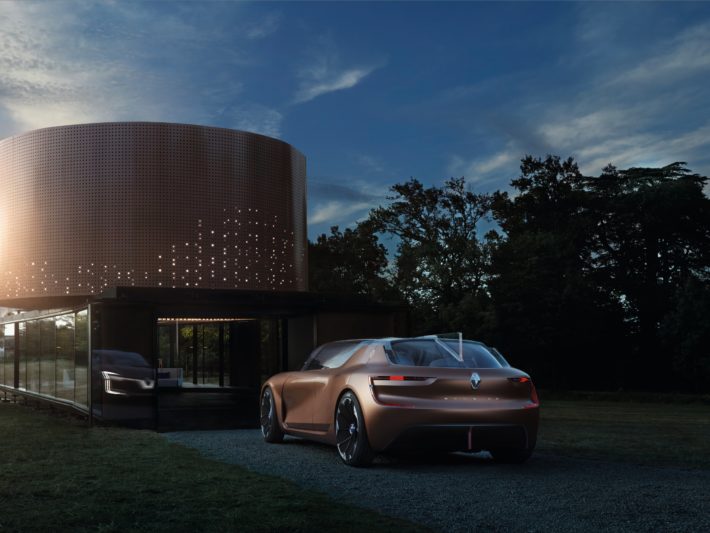 Image 1 : Renault Symbioz : un concept pour 2030, une voiture autonome pour cette année