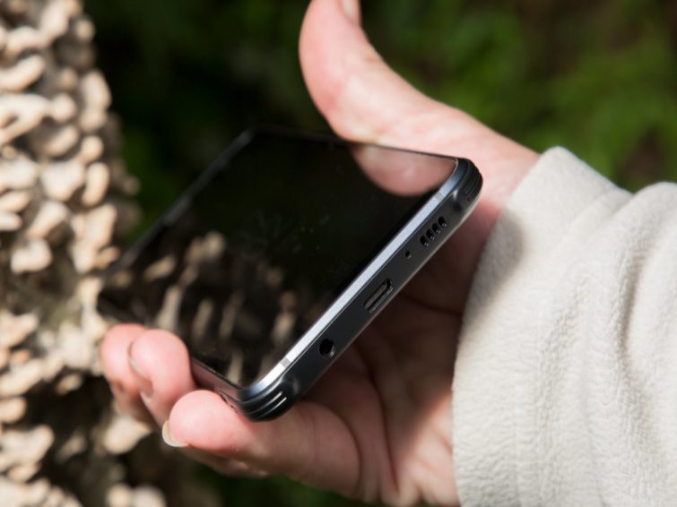 Image 8 : [Test] Samsung Galaxy S8 Active : on a testé le smartphone le plus résistant de Samsung