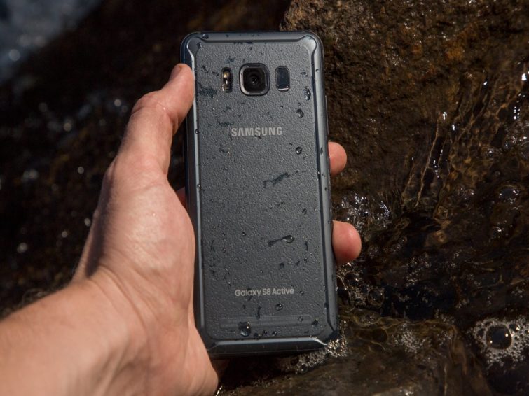 Image 3 : [Test] Samsung Galaxy S8 Active : on a testé le smartphone le plus résistant de Samsung