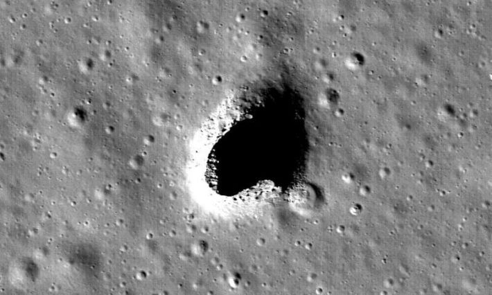 Image 1 : Des grottes habitables découvertes sur la Lune ?