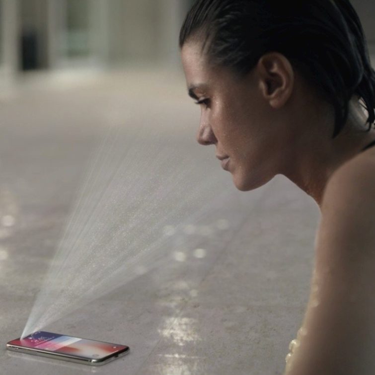 Image 1 : iPhone X : Apple nie avoir revu les spécifications du Face ID à la baisse