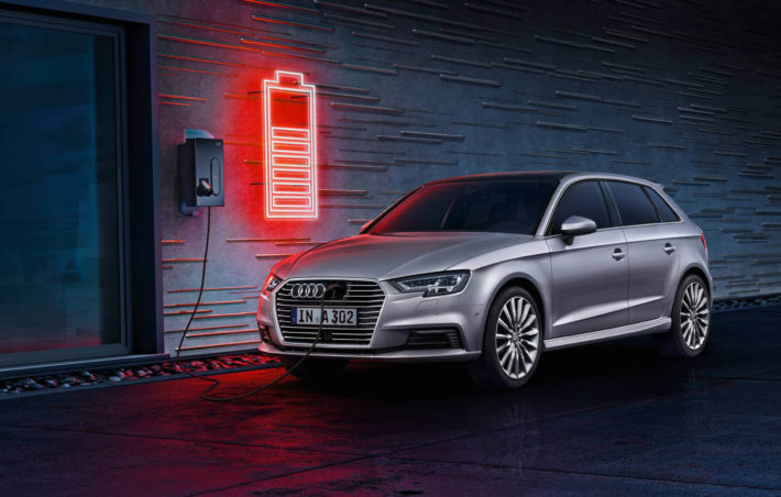 Image 1 : Audi : on a « piloté » une S3 Sportback e-tron avec son application
