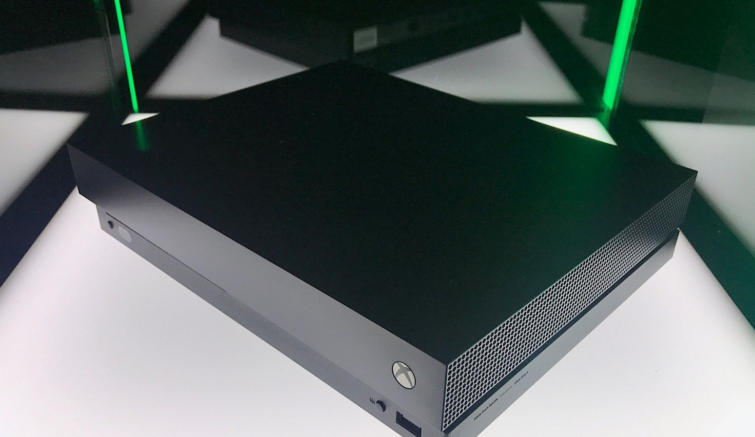 Image 1 : La Xbox One X est également compatible avec les écrans en 1440p