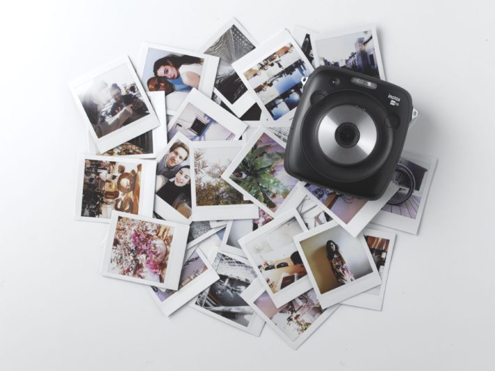 Image 1 : Polaroid vs Fujifilm : la guerre du format carré
