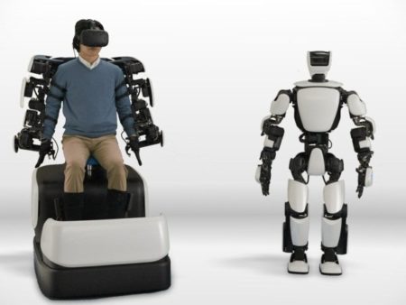 Image 1 : Le robot THR-3 de Toyota copie vos mouvements