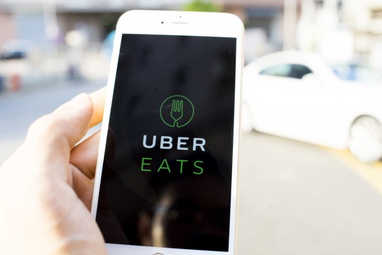 Image 1 : Vous pouvez désormais noter un restaurant sur l’application UberEats