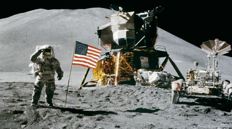 Image 1 : Donald Trump veut repartir à la conquête de la Lune