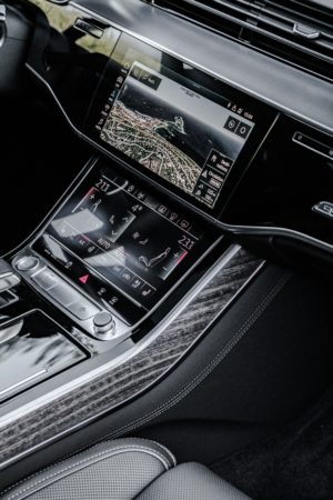 Image 2 : [Test] Audi A8 : 5 pépites high-tech pour une voiture toute en technologie