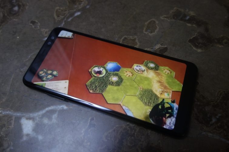 Image 4 : [Test] Galaxy A8 : la réponse de Samsung à OnePlus est-elle au niveau ?