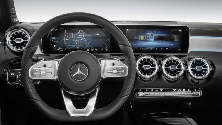 Image 1 : [CES 2018] MBUX : chez Mercedes, le futur c'est maintenant