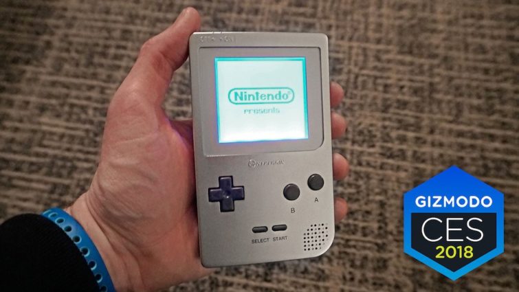 Image 1 : [CES 2018] Hyperkin ressuscite la Game Boy avec un écran rétroéclairé !