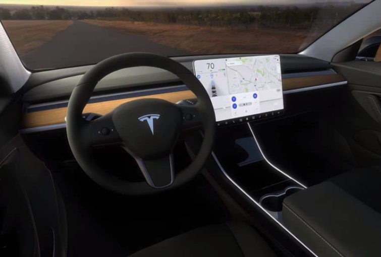 Image 1 : Model 3 : la commande vocale arrive dans la Tesla de Monsieur Toutlemonde