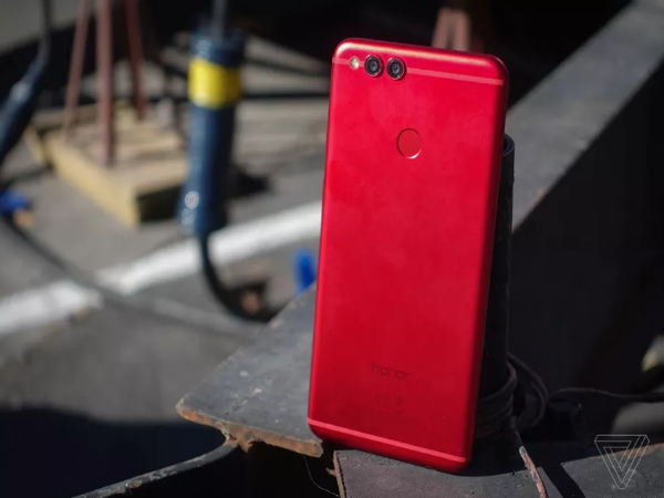 Image 2 : Huawei lance Honor 7X en rouge pour la Saint-Valentin