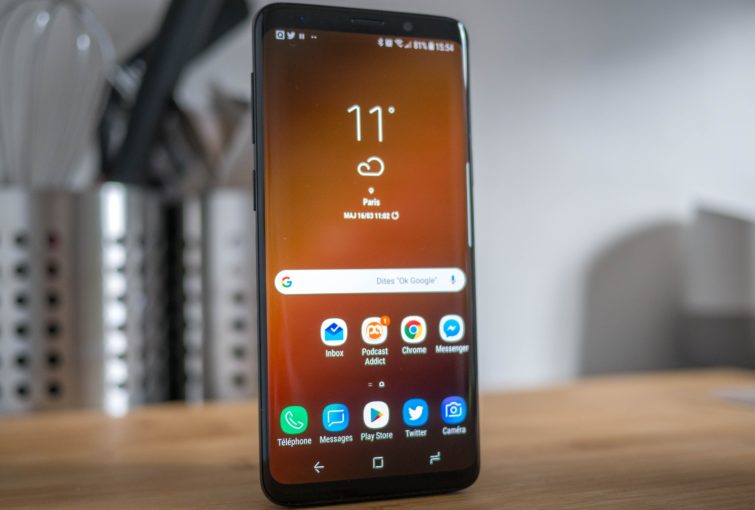 Le Samsung Galaxy S9 n'est pas le premier téléphone avec une caméra à  ouverture variable