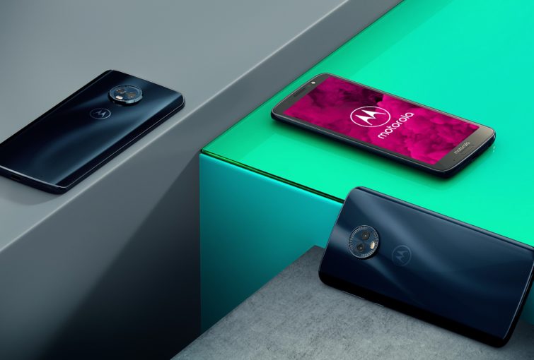 Image 1 : Motorola officialise enfin les Moto G6, Moto G6 Play et Moto E5
