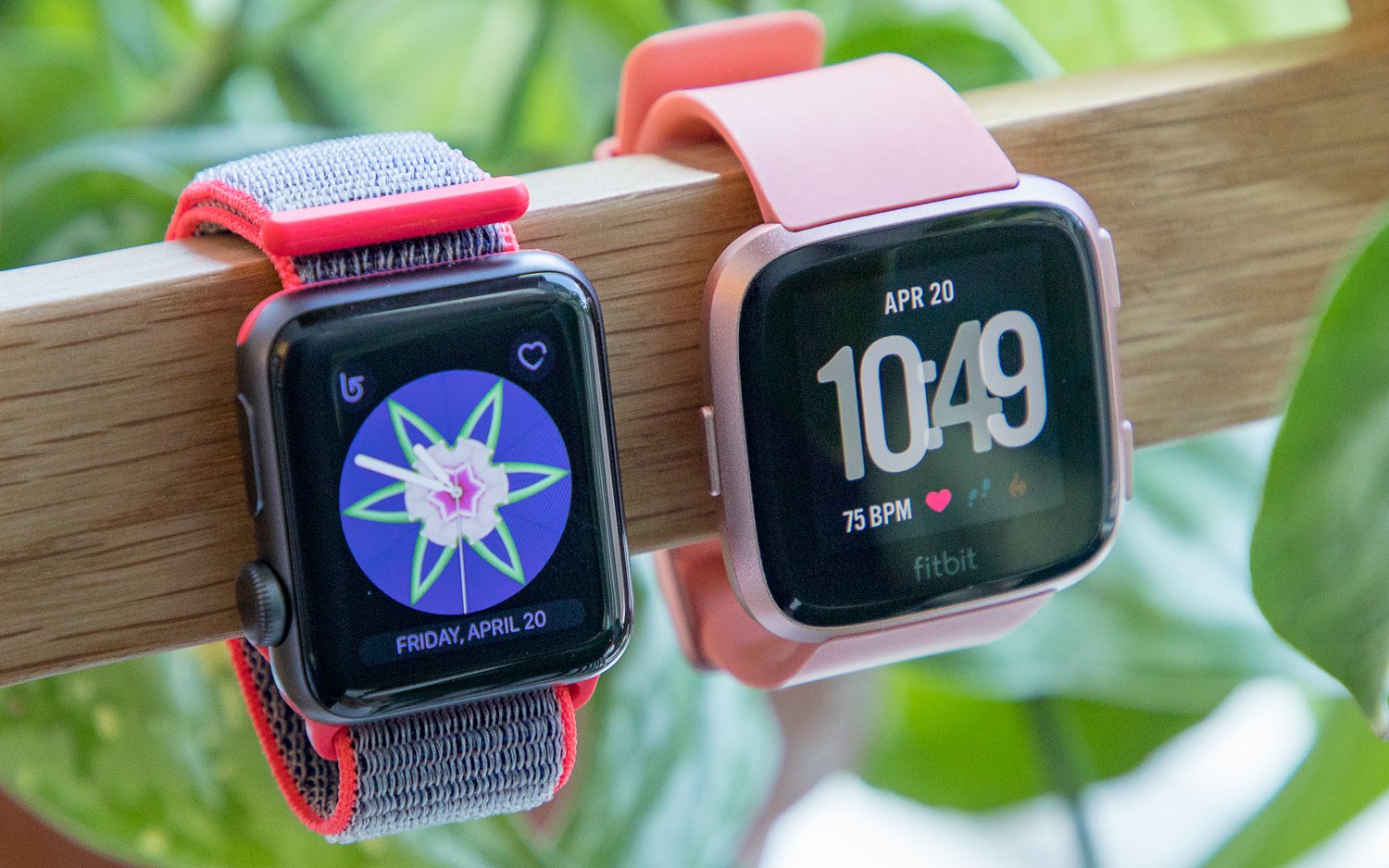 Image à la une de [Test] Fitbit Versa : si près, si loin de l'Apple Watch