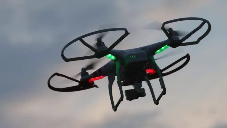 Image 1 : Aux Etats-Unis, les malfaiteurs utilisent des drones pour pourrir les opérations du FBI