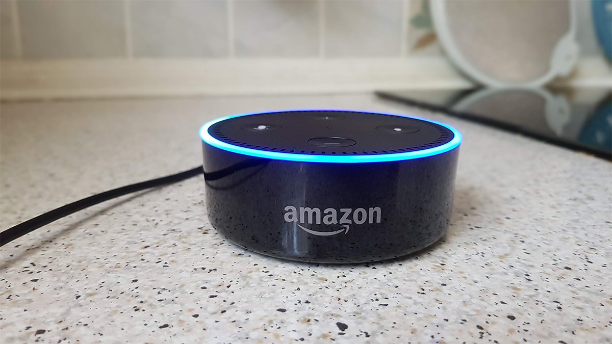 Image à la une de Amazon Echo Dot 2 : que vaut la toute petite enceinte connectée ?
