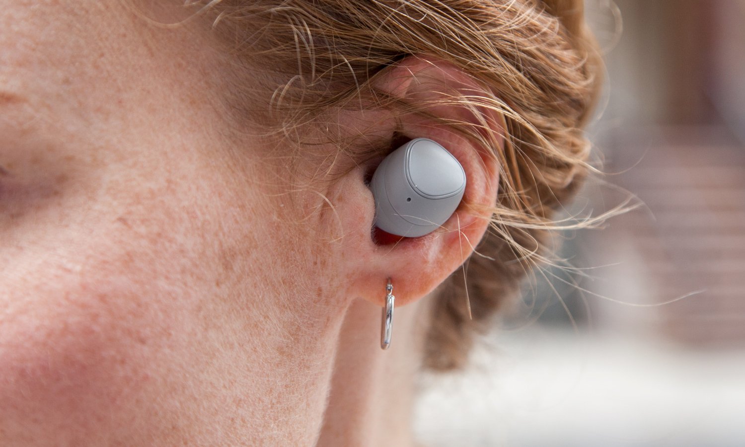 Image à la une de Gear Icon X (2018) : que valent les nouveaux écouteurs sans fil de Samsung ?