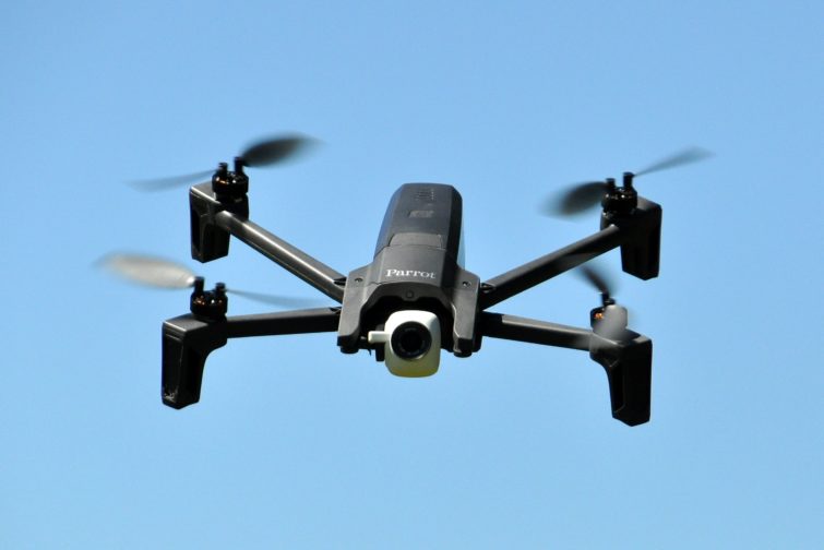 Image 4 : Drone de poche : on craque ou pas pour l’Anafi de Parrot ?