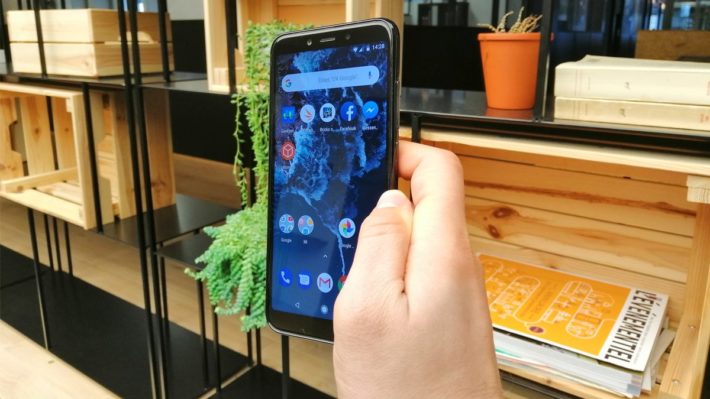 Image 1 : Xiaomi Mi A2 : on a testé le nouveau smartphone sous Android One