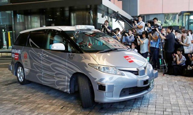 Image 1 : Premiers essais commerciaux réussis pour un taxi sans pilote à Tokyo