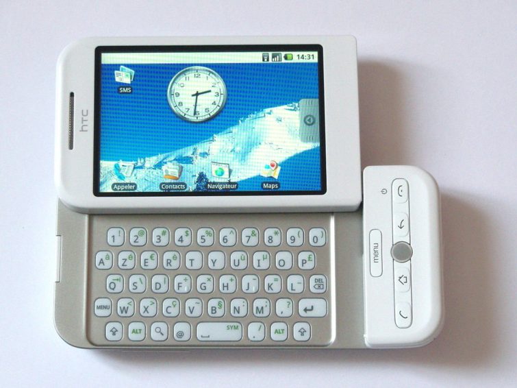Image 1 : HTC DREAM (G1) : le premier smartphone sous Android a 10 ans aujourd’hui !