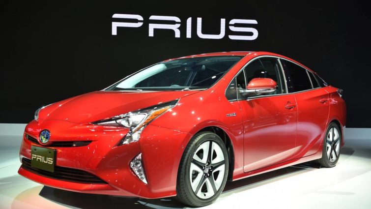 Image 1 : Risque d'incendie sur véhicules hybrides, Toyota bat le rappel