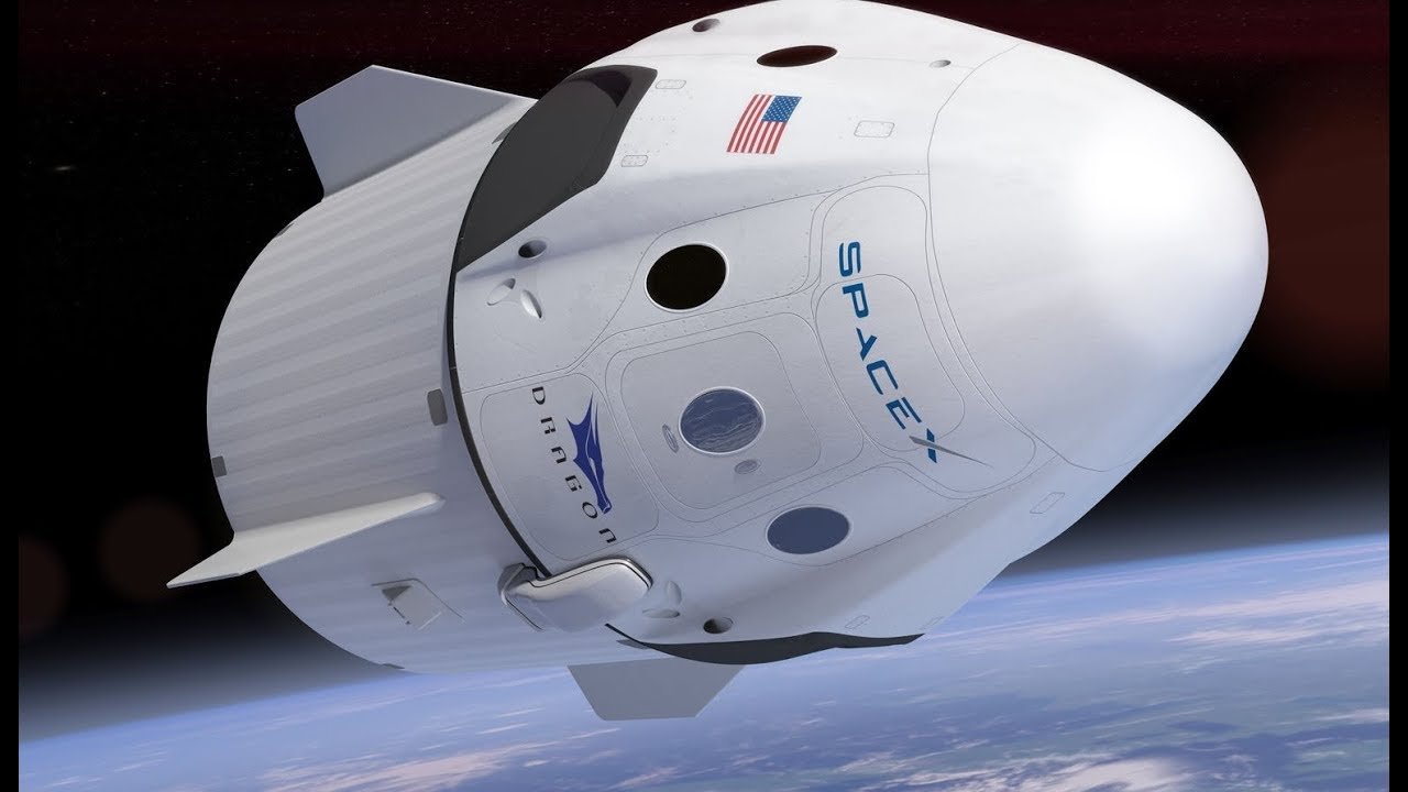 Image 1 : Elon Musk ne comprend pas que la Nasa choisisse Boeing