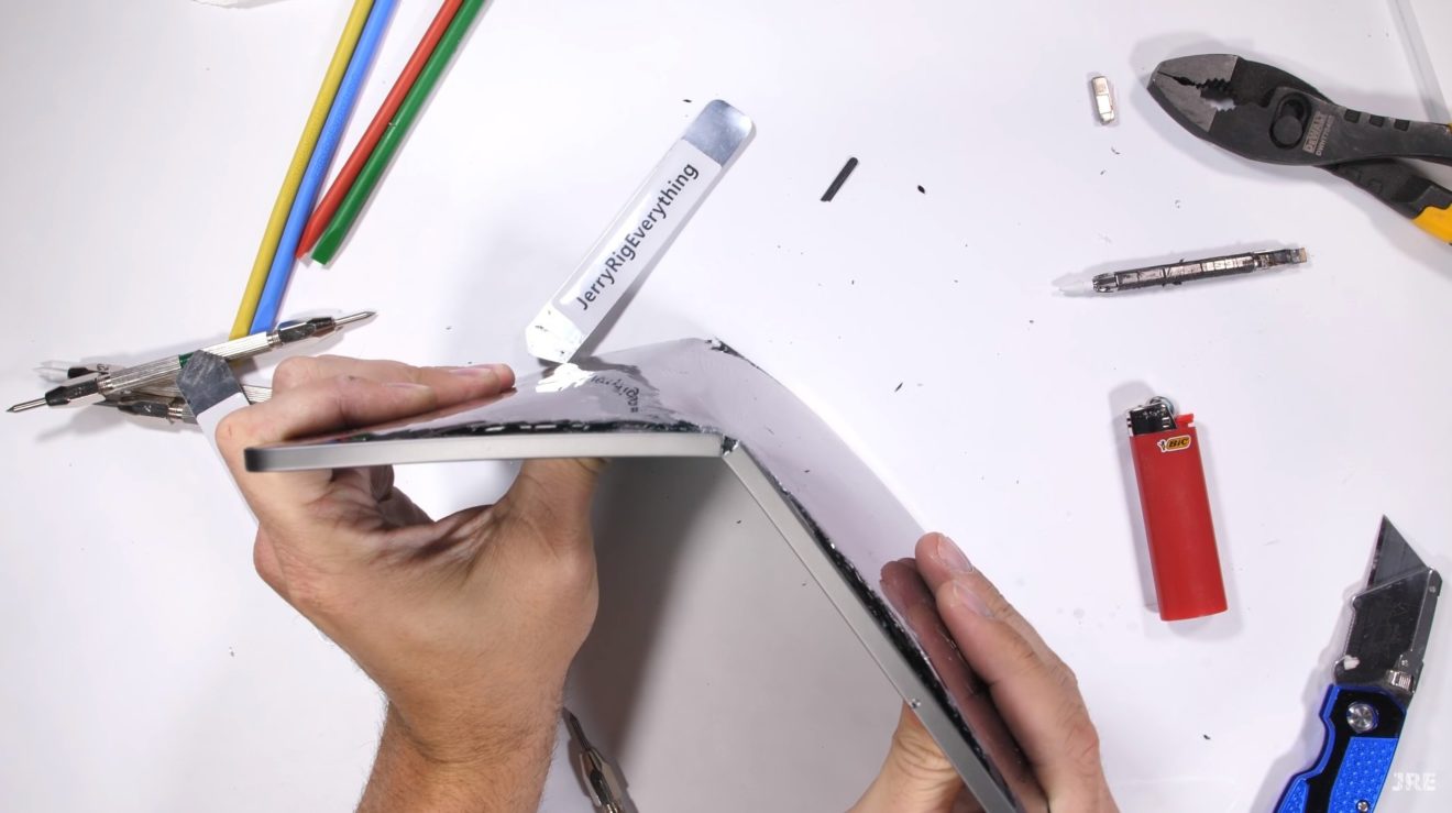 Image 1 : Votre iPad Pro 2018 est courbé ? C'est normal dit Apple