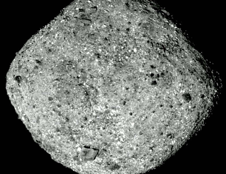 Image 1 : La sonde de la NASA est bien entrée dans l'orbite de Bennu