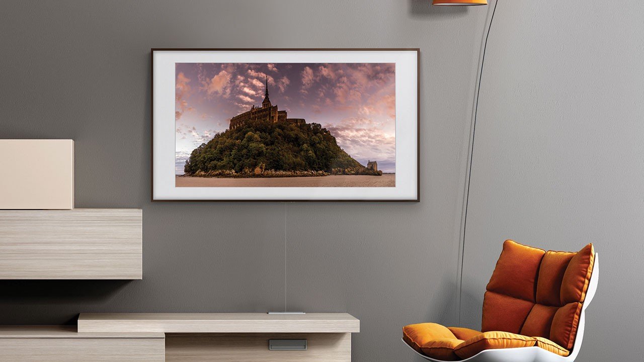 Image 1 : En 2019, les téléviseurs Samsung intégreront Google Assistant et Alexa