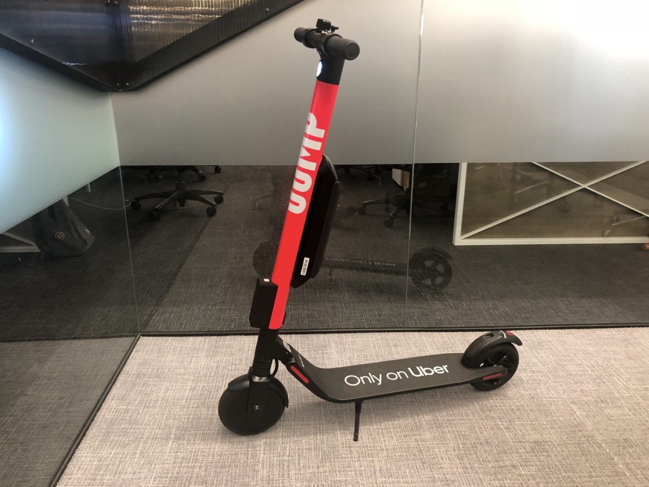 Image 1 : Uber planche sur des scooters et des vélos autonomes