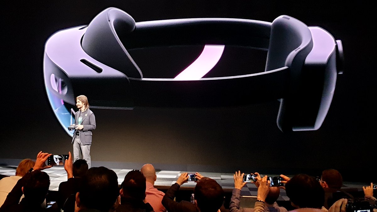 Image 1 : MWC 2019 : Microsoft présente HoloLens 2 et relance Kinect (mais ce n'est pas ce que vous croyez)