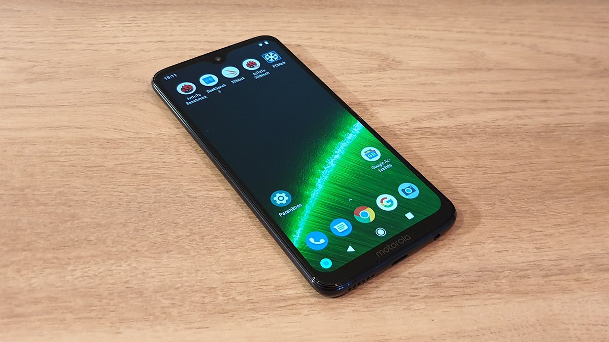 Moto G7 04