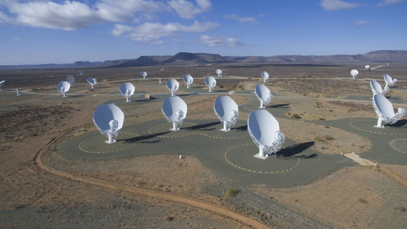 Image 1 : Le plus grand radiotélescope du monde va fouiller les confins de l'Espace