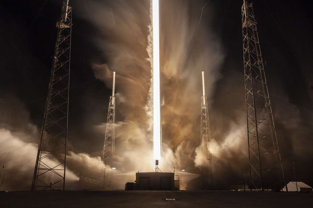 Image 1 : 17e mission de ravitaillement réussie pour SpaceX