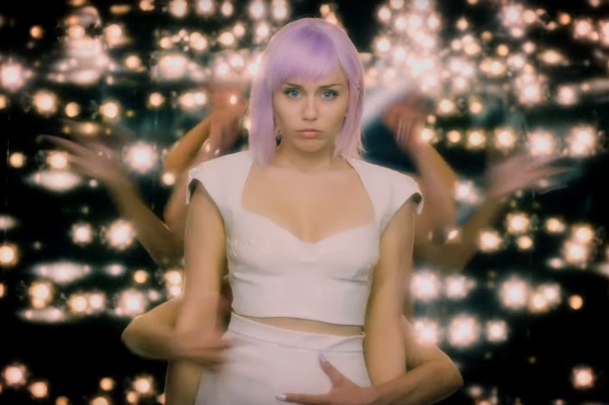 Image 1 : Black Mirror : bande-annonce et date pour la saison 5