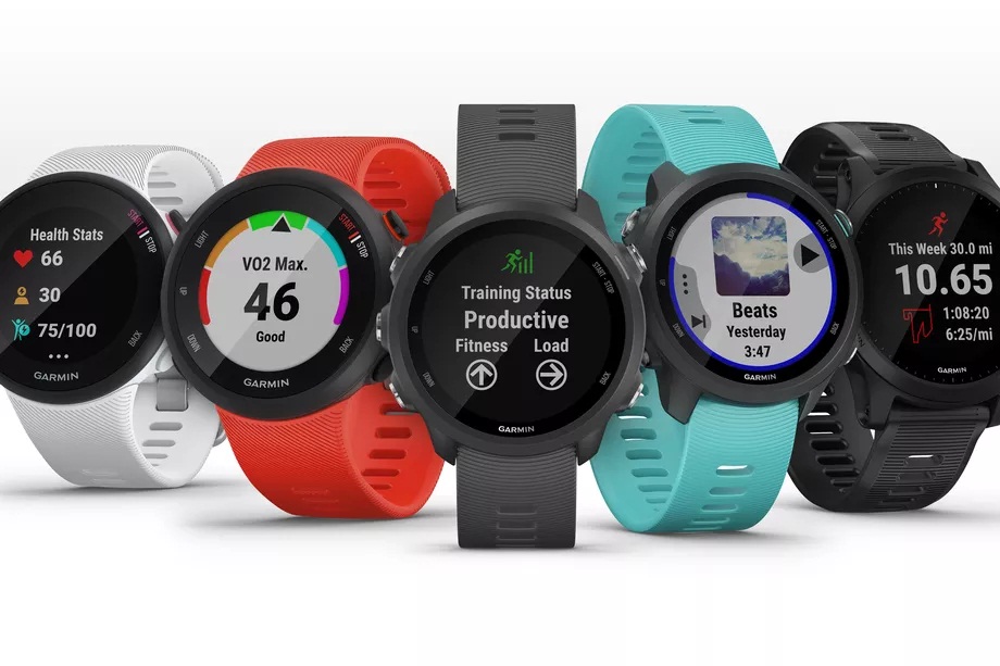 Image 1 : Forerunner 45, 245 et 945 : Garmin dévoile ses nouvelles montres